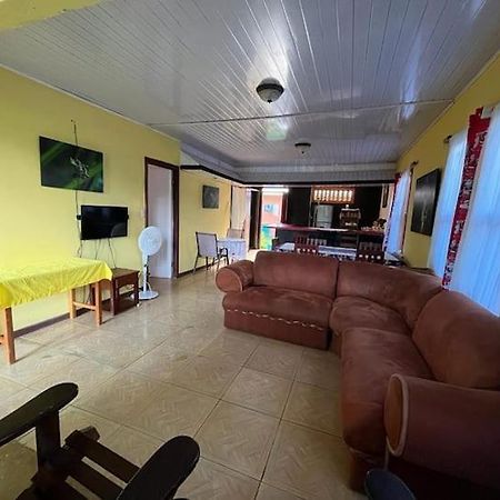 Villa Casa Artavia à Tortuguero Extérieur photo