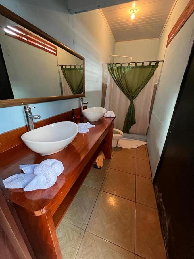 Villa Casa Artavia à Tortuguero Extérieur photo